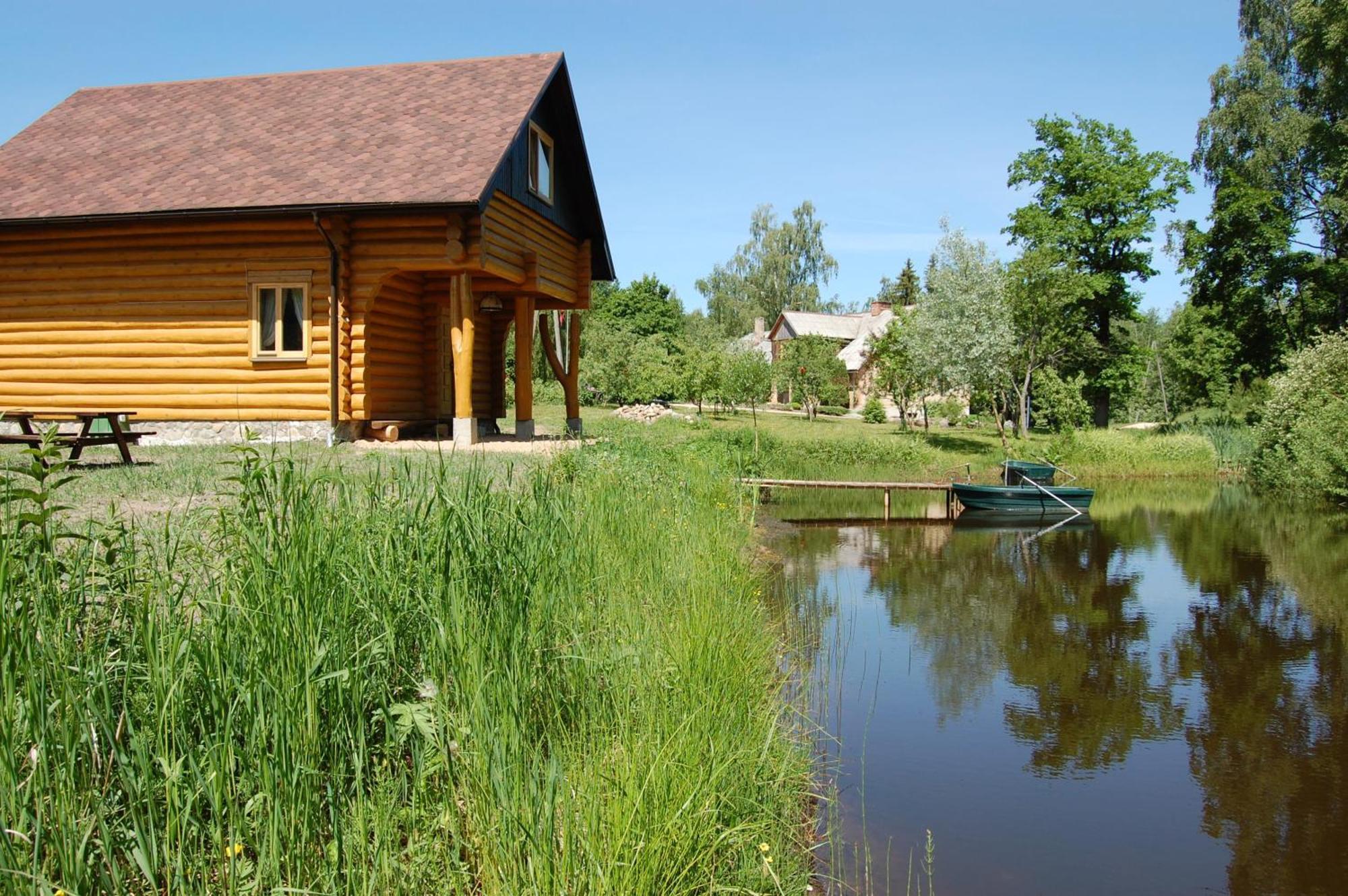 Kucuru Dzirnavas Hotel Lautere Buitenkant foto