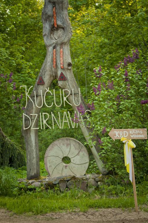 Kucuru Dzirnavas Hotel Lautere Buitenkant foto